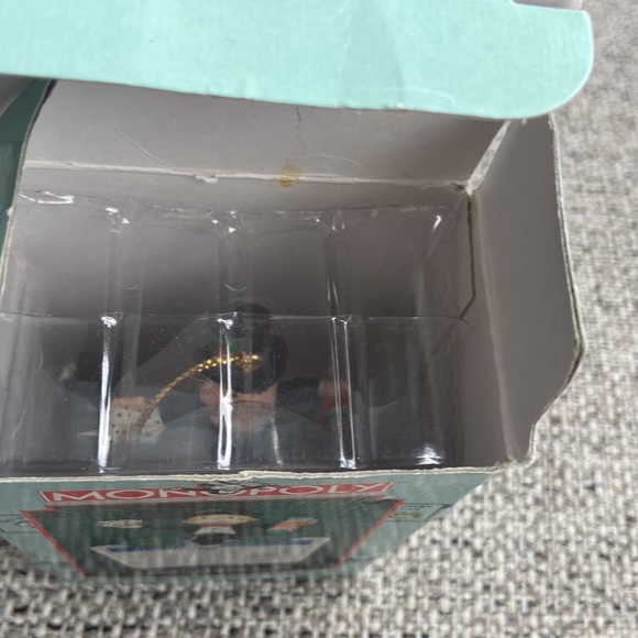 Enesco 1994 Monopoly Ornament "A Holiday Opportunity" -ornament - Picture 4 of 9